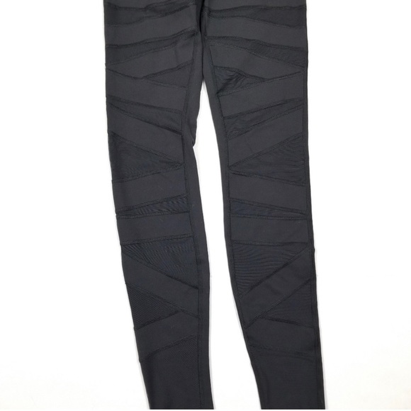 Lululemon High rise tech mesh Leggings sz 6 - Picture 4 of 8